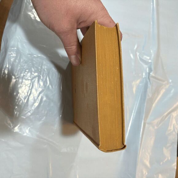 WILL ROGERS, HIS STORY AS TOLD BY HIS WIFE, 1943, BY BETTY ROGERS - Picture 13 of 13